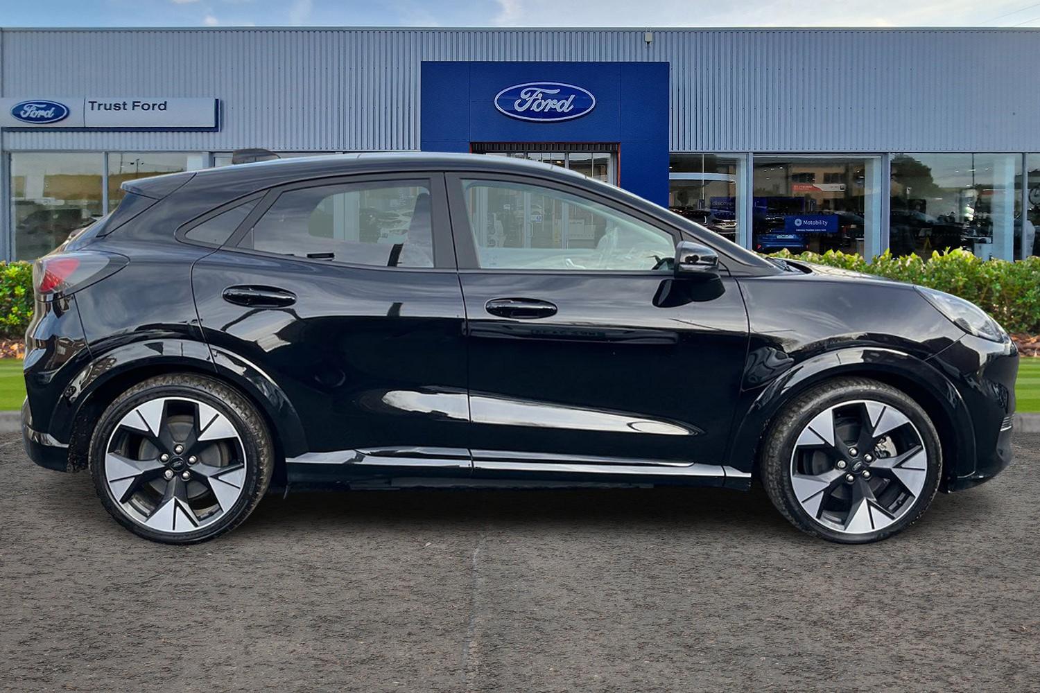 Ford Puma Gen-E Photo 2