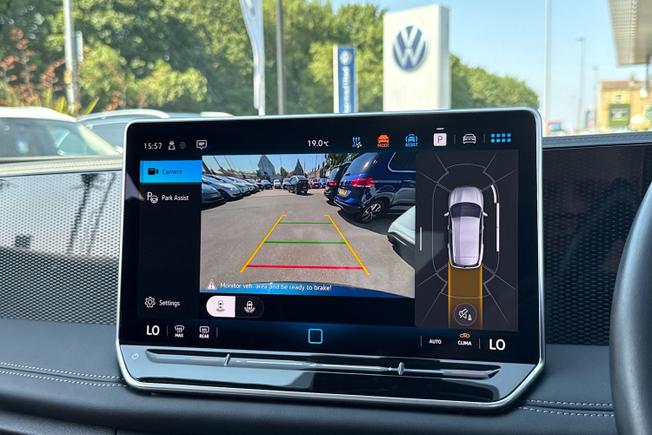 VOLKSWAGEN Tiguan Photo 24
