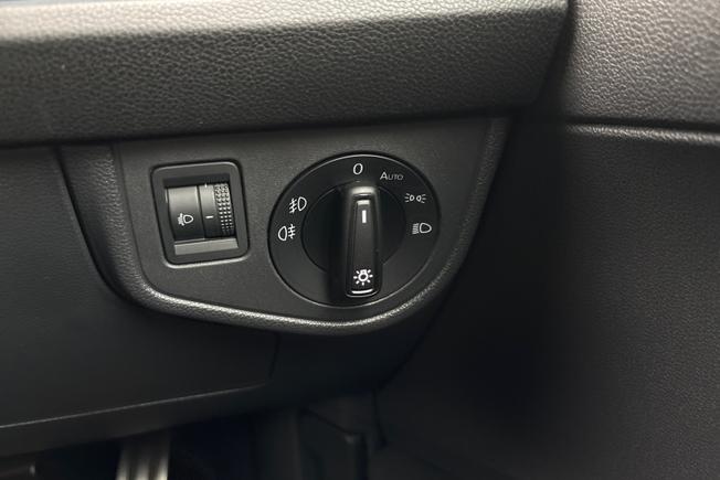 VOLKSWAGEN Polo Photo 31