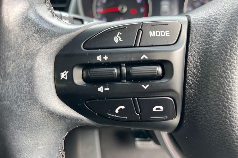 Kia Rio Photo autoimg-ca6e0b2e62118ef76fea60a345fe3d25d7a828fc.jpg