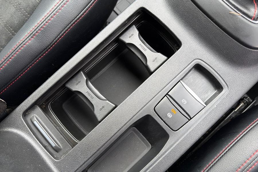Ford Kuga Photo autoimg-ca6e977cebc28c200d5c35896b43e9ba87b26799.jpg