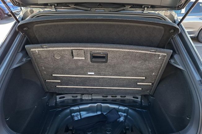 Volkswagen T-Roc Photo 12