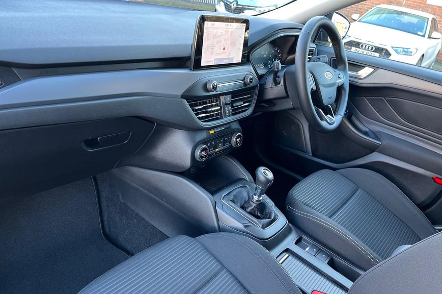 Ford Focus Photo autoimg-ca72268242e62a8c15f2db102e0b369329b6d87c.jpg