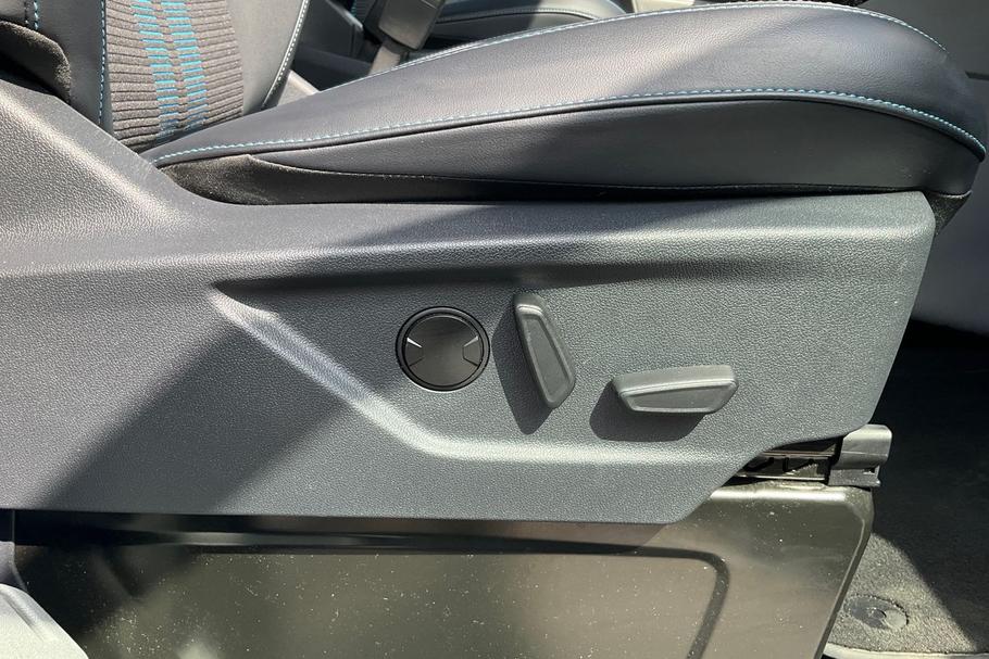 Used Ford Transit Custom YF25SNN 23