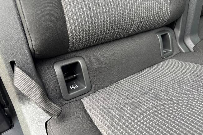 VOLKSWAGEN e-Transporter Photo 26