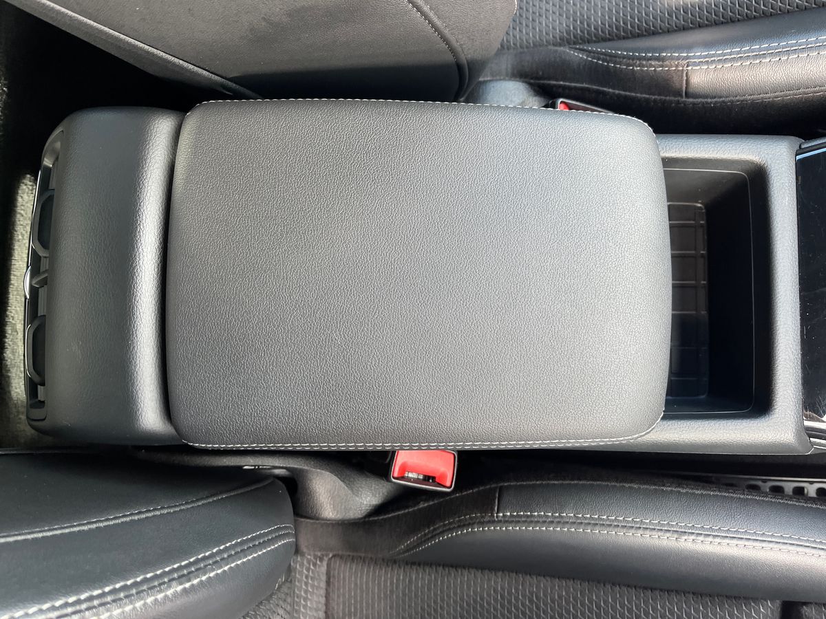 Audi A4 Photo 38
