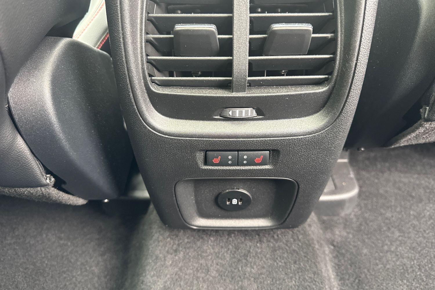 Ford KUGA Photo 26