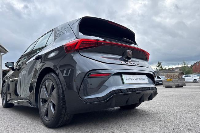 CUPRA Born Photo 24