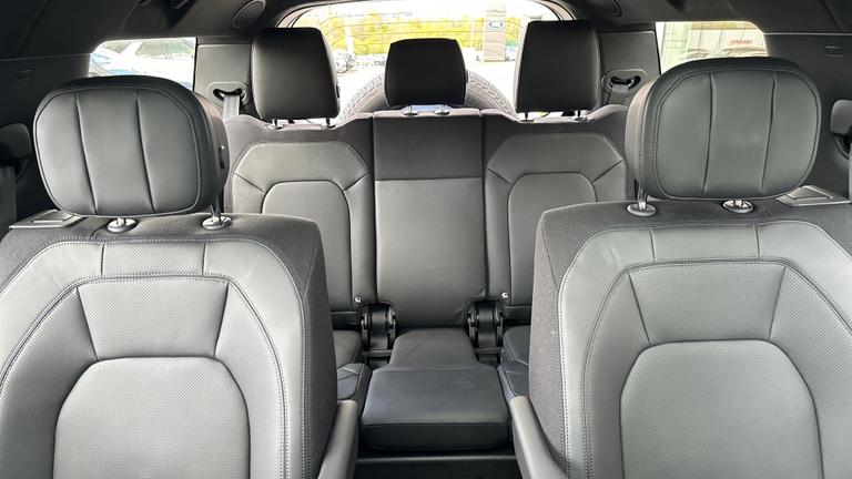 Used Land Rover Defender WF75HSC 34