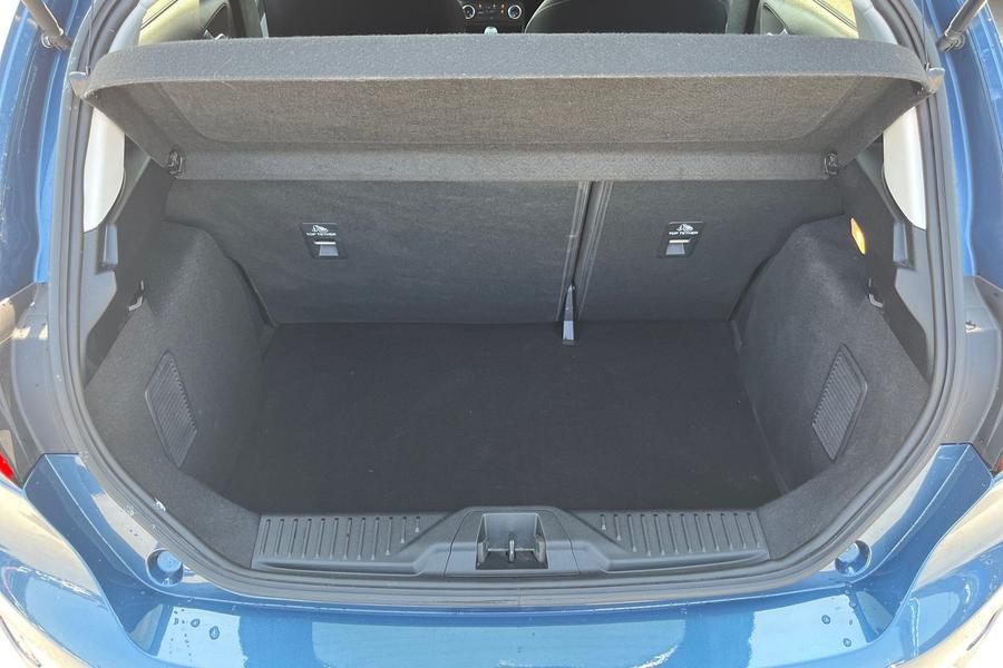 Ford FIESTA Photo autoimg-ca828cfb2e14beb1b5f39b737ae0735298b014c6.jpg