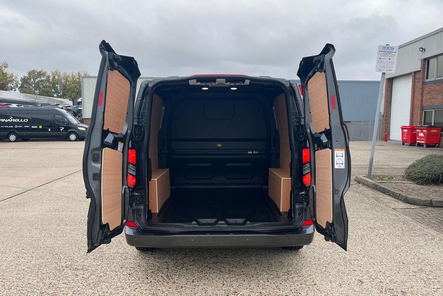 Used Ford TRANSIT CUSTOM 7