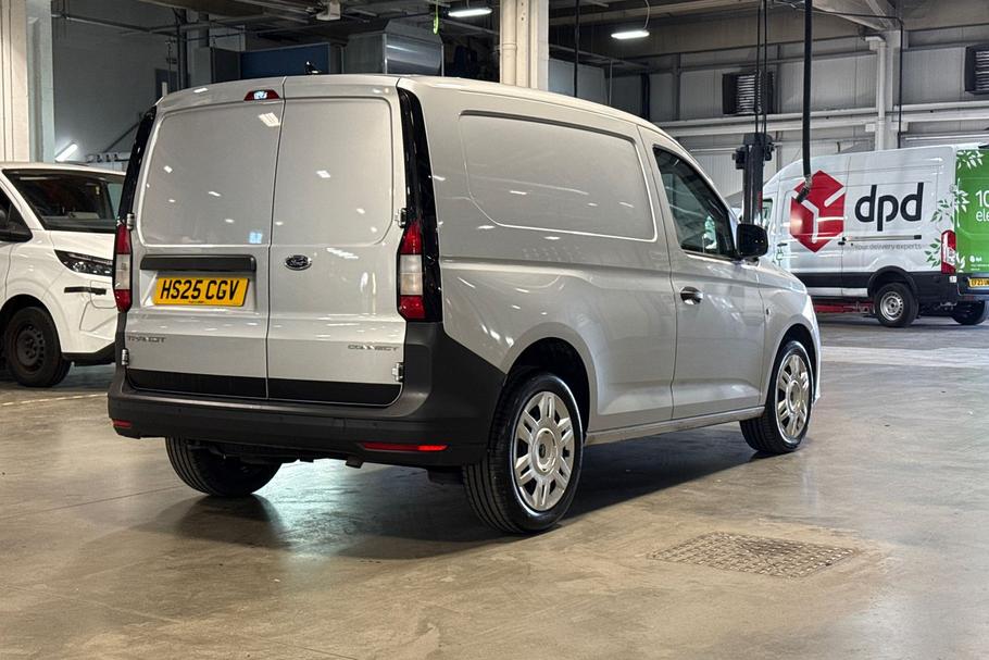 Used FORD TRANSIT CONNECT HS25CGV 8