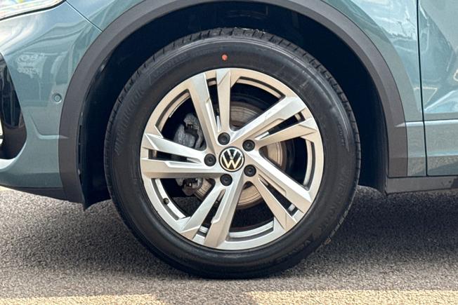 VOLKSWAGEN T-Roc Photo 5