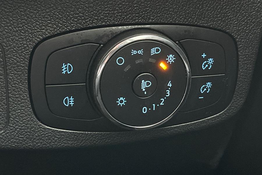 Ford FOCUS Photo autoimg-ca8a263300410098b1edaaa90cc997133a45f26d.jpg