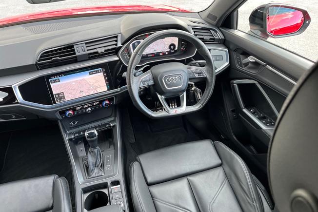 AUDI Q3 Photo 40