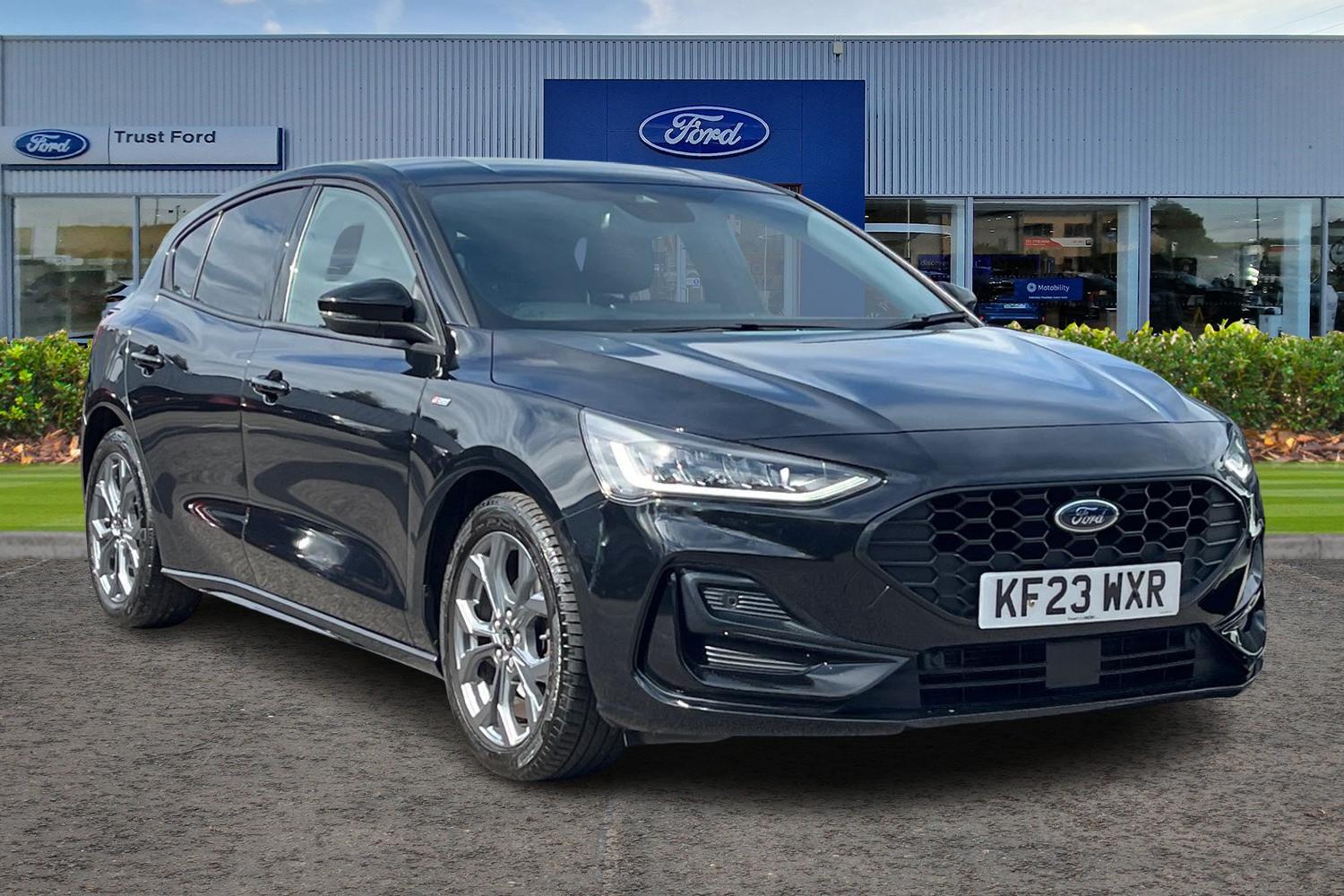 Ford Focus Photo 0