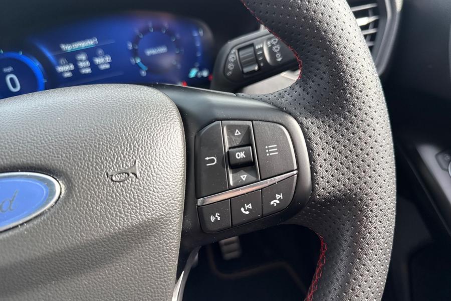 Ford FOCUS Photo autoimg-ca8ed17fa64835935a42fd17726ef12c028c8106.jpg