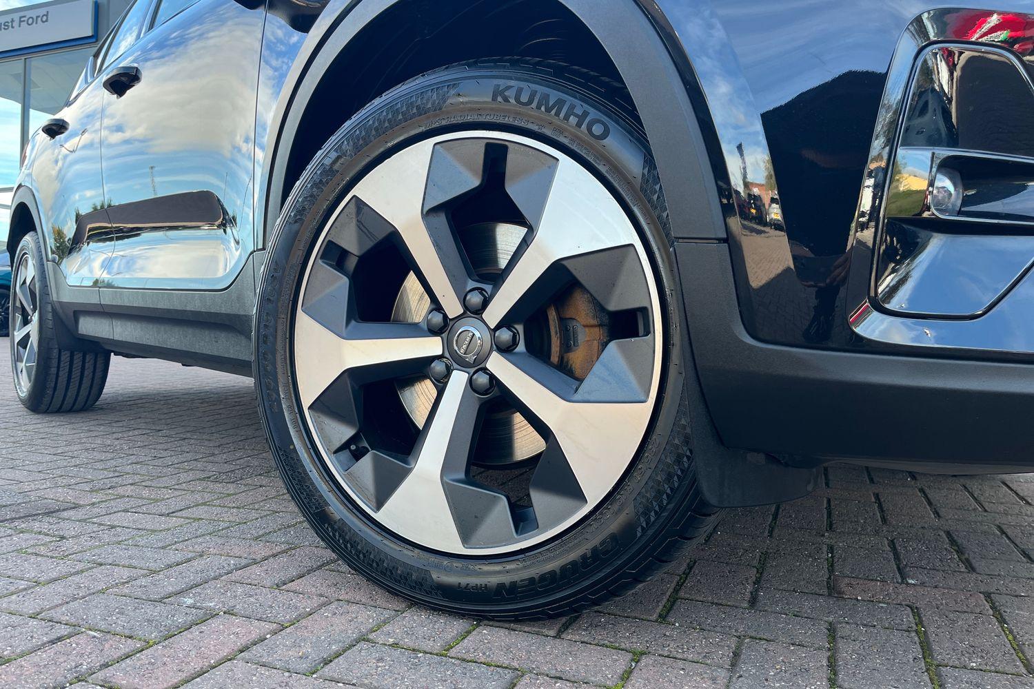 Volvo XC40 Photo 7