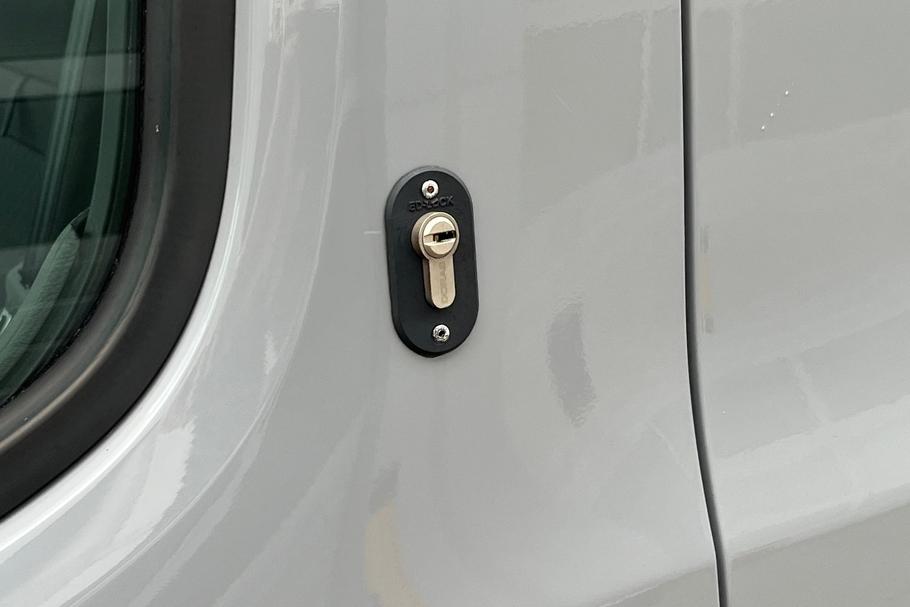 Used Ford TRANSIT YX73JXE 24