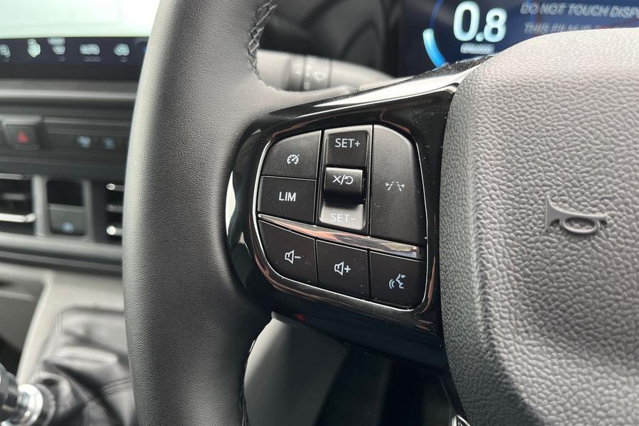 Ford TRANSIT CUSTOM Photo autoimg-caa09b82e5fdab6bcc477506ad13295883854595.jpg