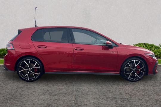 Volkswagen Golf Photo autoimg-caa0d3bac0371e6f039bed5d5d386dd95f84b454.jpg