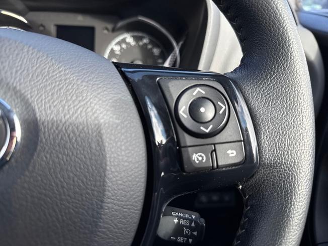 Toyota YARIS Photo 17