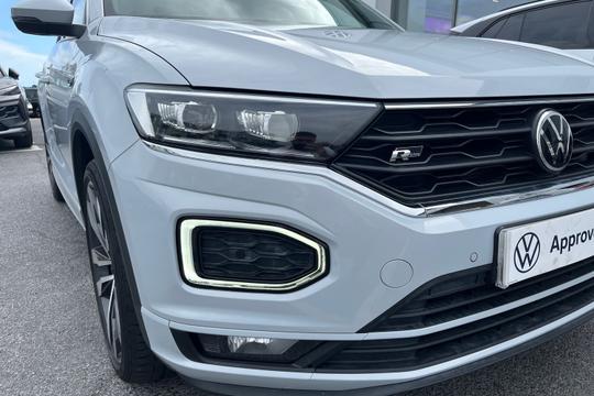 Volkswagen T-ROC R-LINE Photo autoimg-caa3516d06233d73e56be9f6c4e1b1b9d6874c6a.jpg