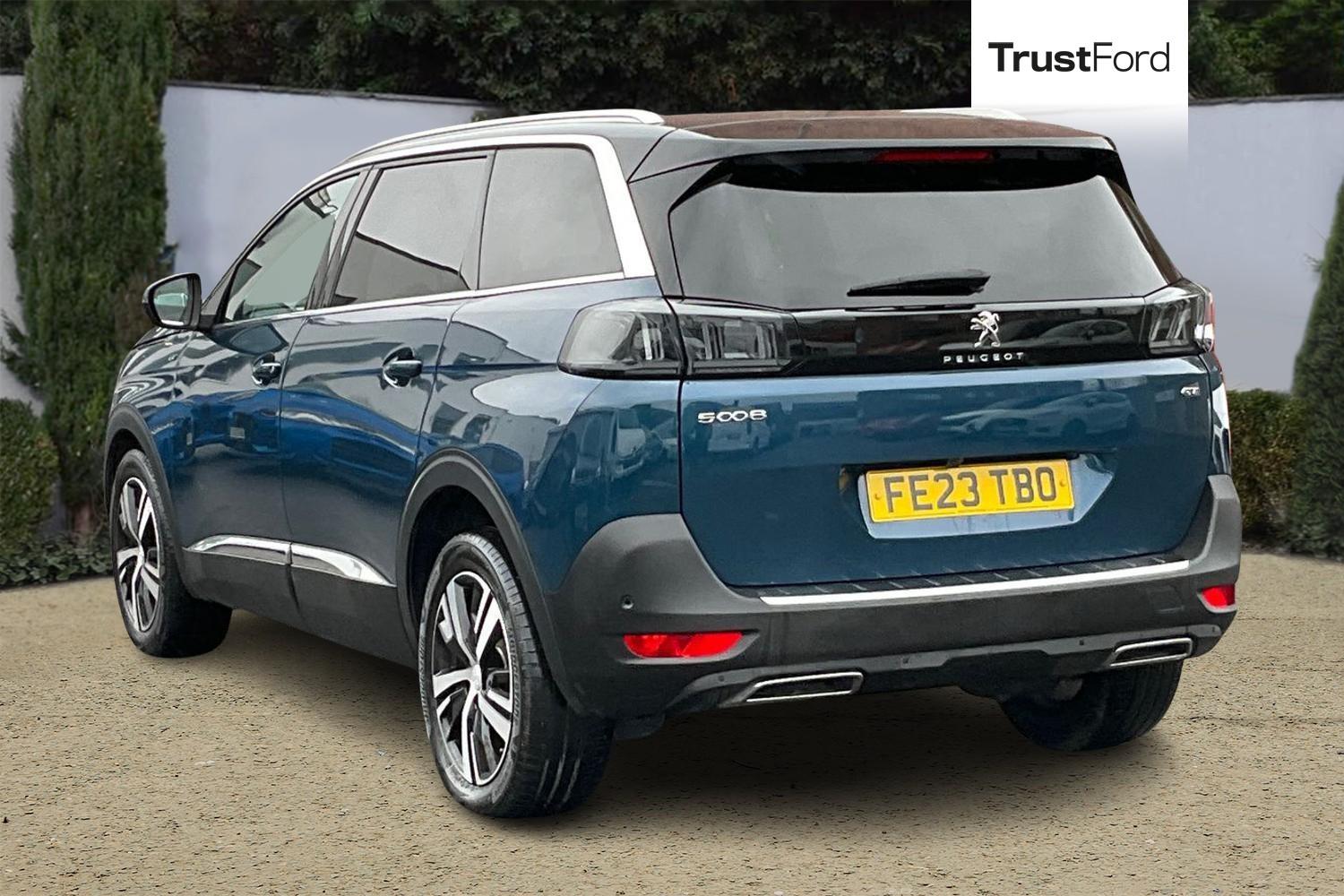 Peugeot 5008 Photo 1