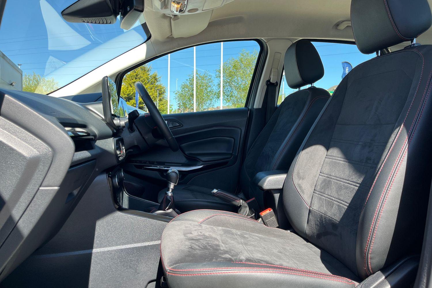 Ford EcoSport Photo 18