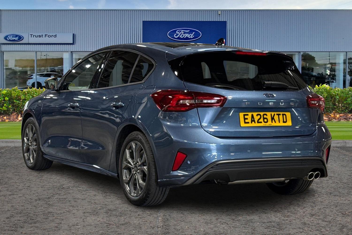 Ford FOCUS Photo 1