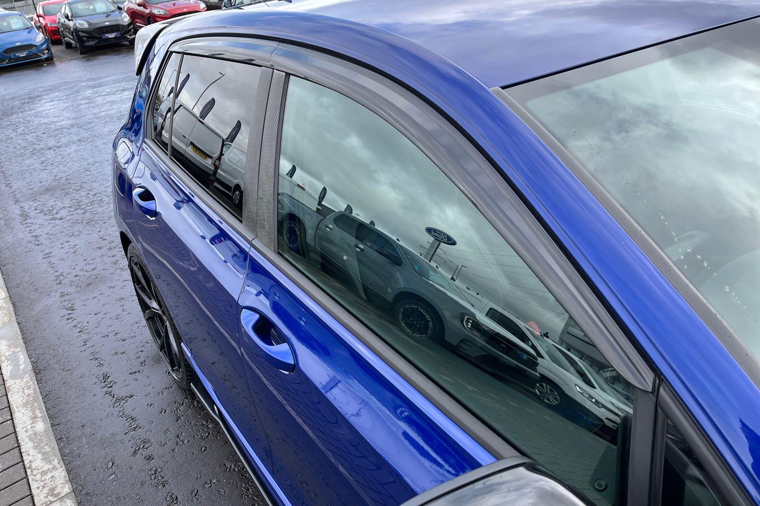 Volkswagen Golf Photo 27
