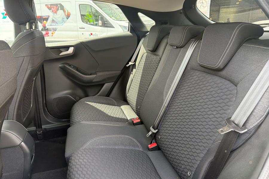 Ford Puma Photo autoimg-cab241e3e83bd1e588d7451fdb7942c150400a19.jpg