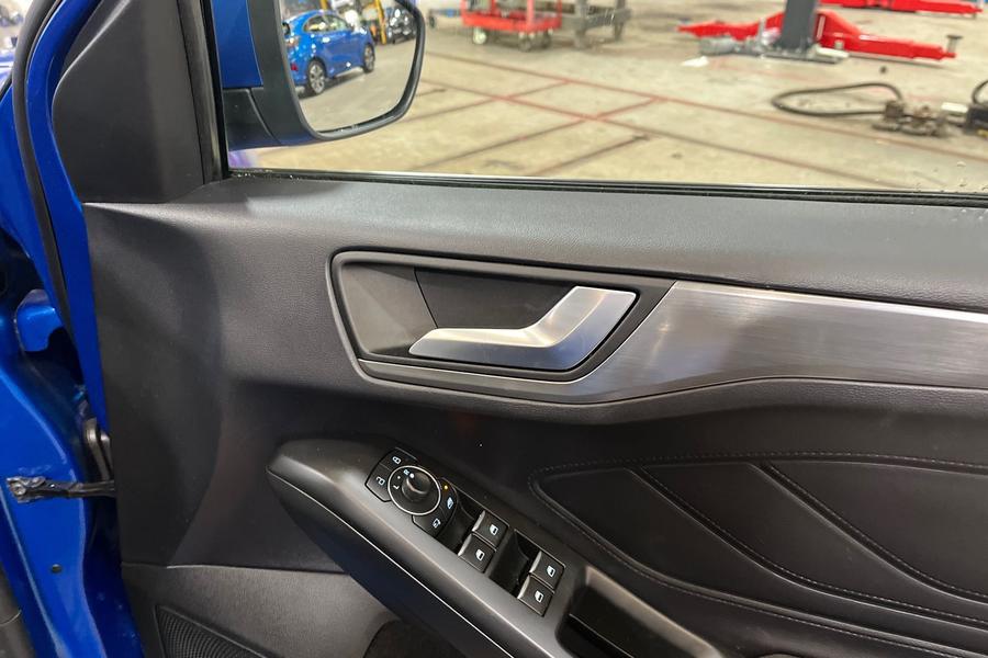 Ford FOCUS Photo autoimg-cab63c613291ae8acac08eac2c1d7137f160c4aa.jpg