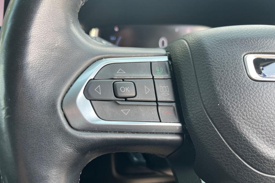 Jeep COMPASS Photo autoimg-cab9b6914e706a081411aa41c6c4c9784ba1b9b6.jpg