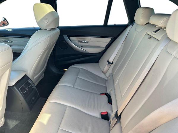 BMW 3 Series Photo autoimg-cab9cd585e9feaebeb4b44b87d0ec92f3c9d79d7.jpg