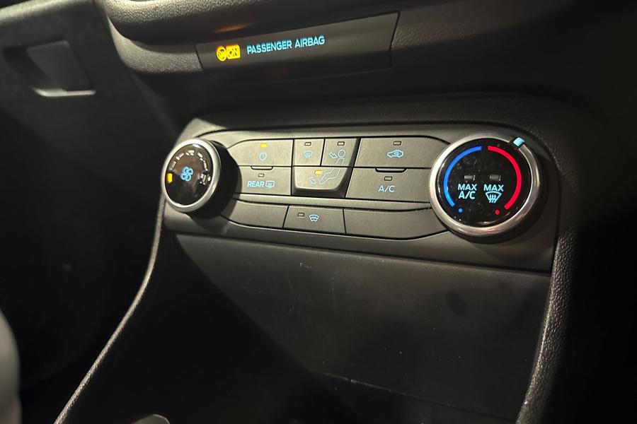 Ford FIESTA Photo autoimg-cabd7bdfc36cdec3c363d8771edc888c2eb7a843.jpg