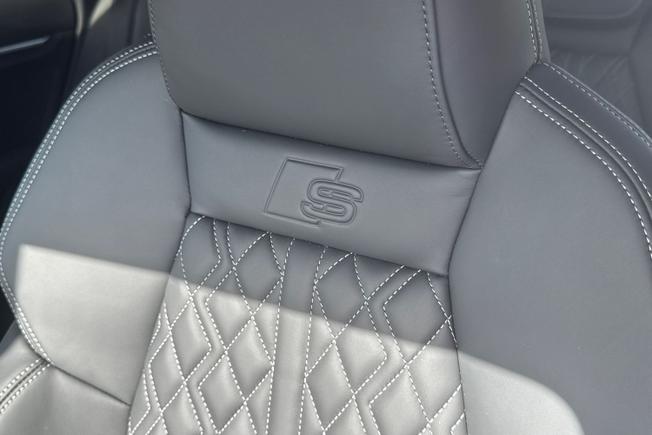 AUDI  S3 Saloon Photo 43