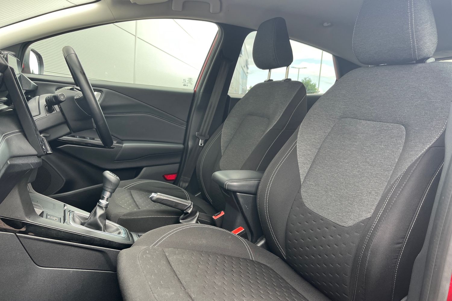 Ford PUMA Photo 18