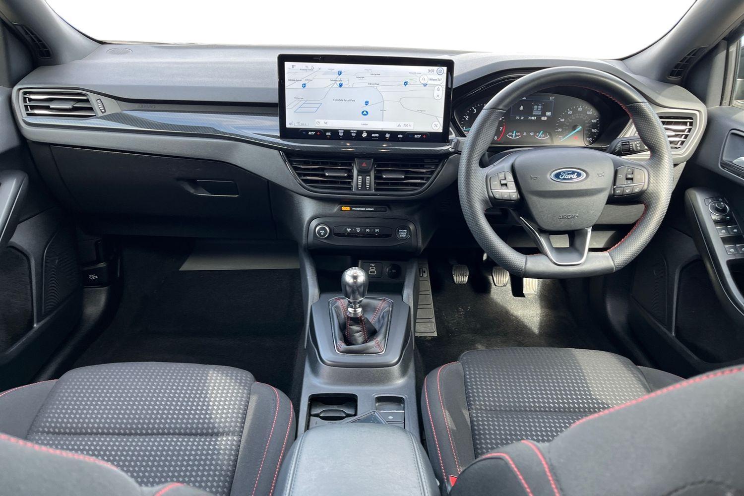 Ford Focus Photo 9