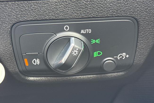 AUDI Q2 Photo 53
