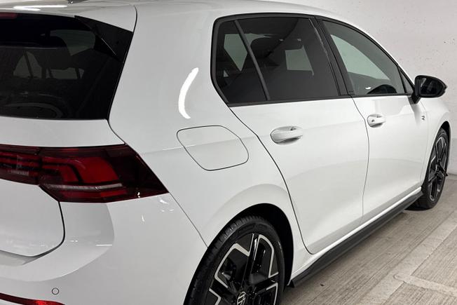 VOLKSWAGEN Golf Photo 28