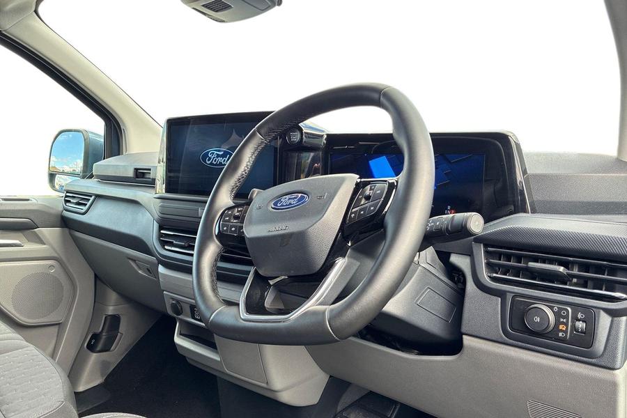 Ford Transit Custom Photo autoimg-cac5aa514b067cbb2d89364a9e33564371601a6c.jpg