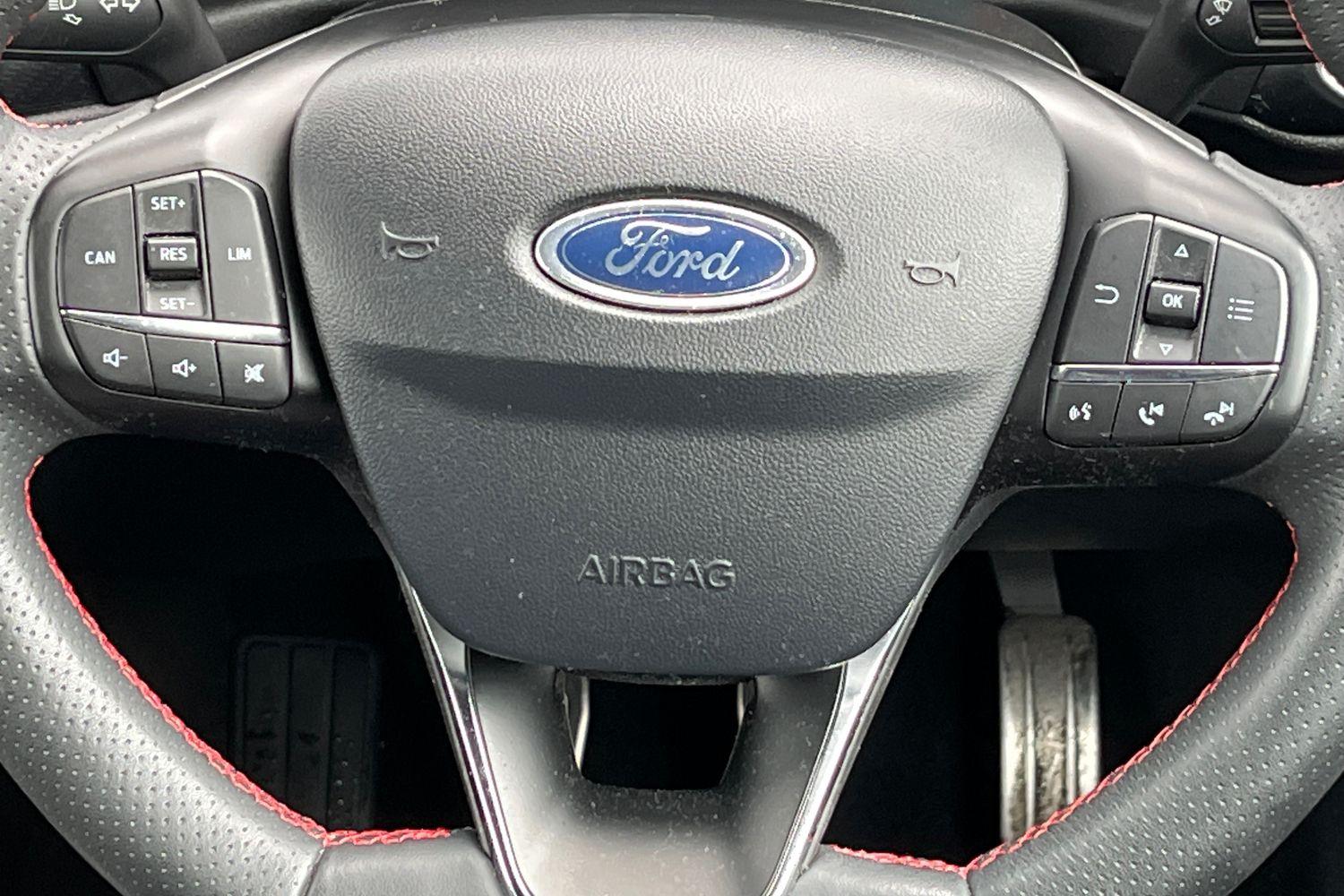Ford Fiesta Photo 11
