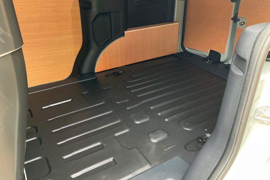 Used Ford E-TRANSIT COURIER 4