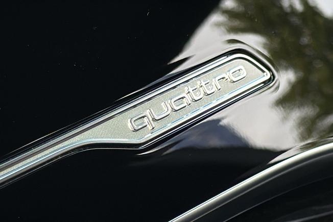 Audi Q8 Photo 43