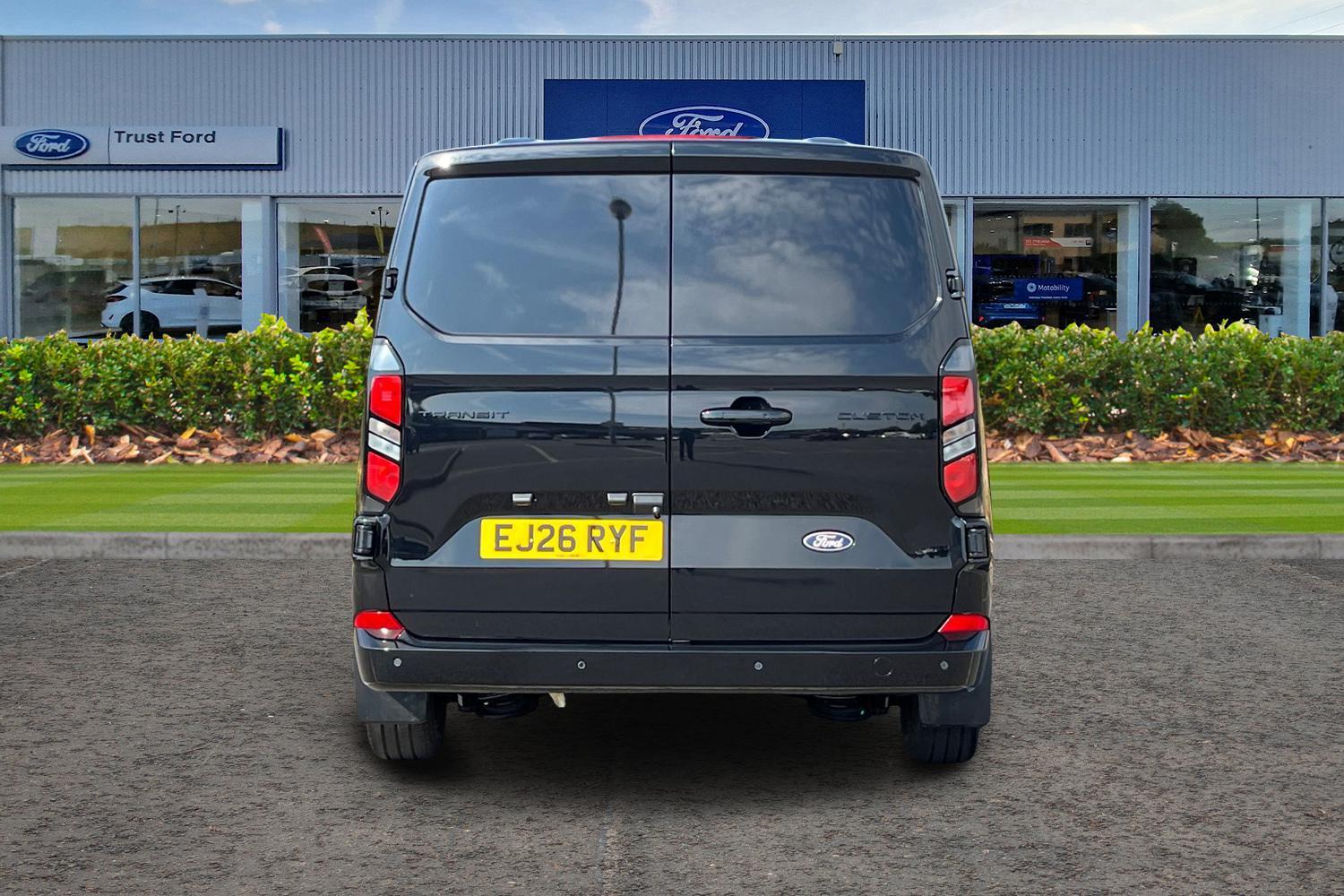 Ford Transit Custom Photo 12