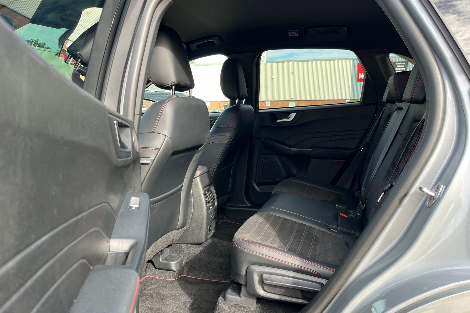 Ford Kuga Photo 26