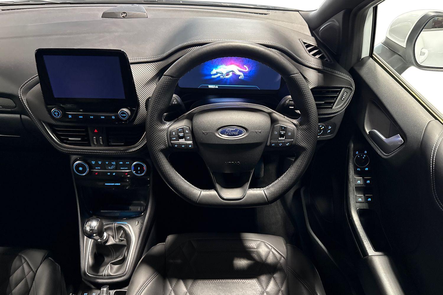 Ford PUMA Photo 10