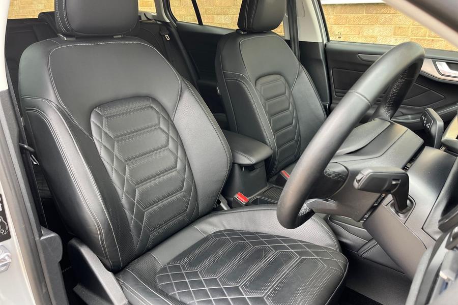 Ford FOCUS Photo autoimg-cadaed1d332ea99f3a9ec65782032bd0d389cba9.jpg