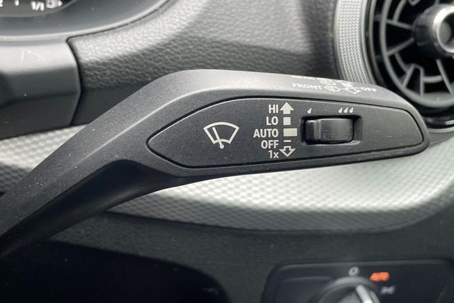 AUDI Q2 Photo 26